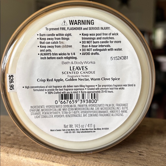 Leaves 3-Wick Bath & Body Works Candle - Picture 3 of 3